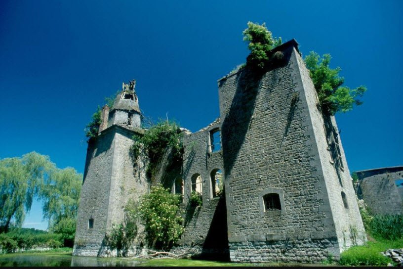 Château de Bormenville, Havelange, Belgium
